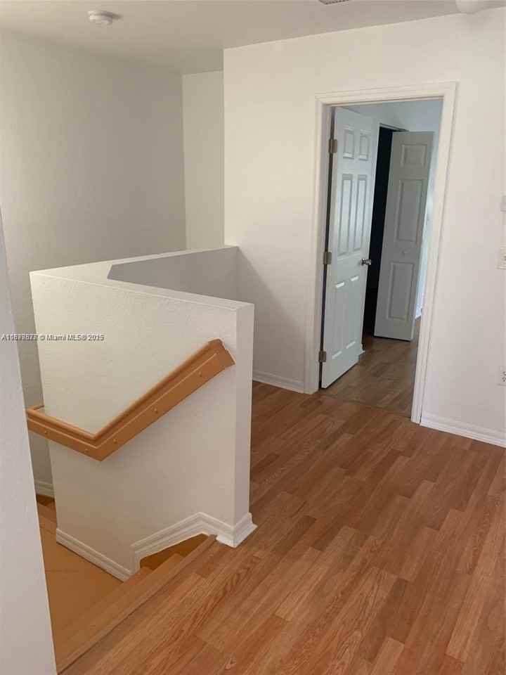 26232 Sw 135th Pl #0 - Photo 3 of 9