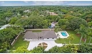 8800 Southwest 112th Street - Photo 2 of 6