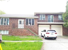 featured image of 194 Christina St S #2