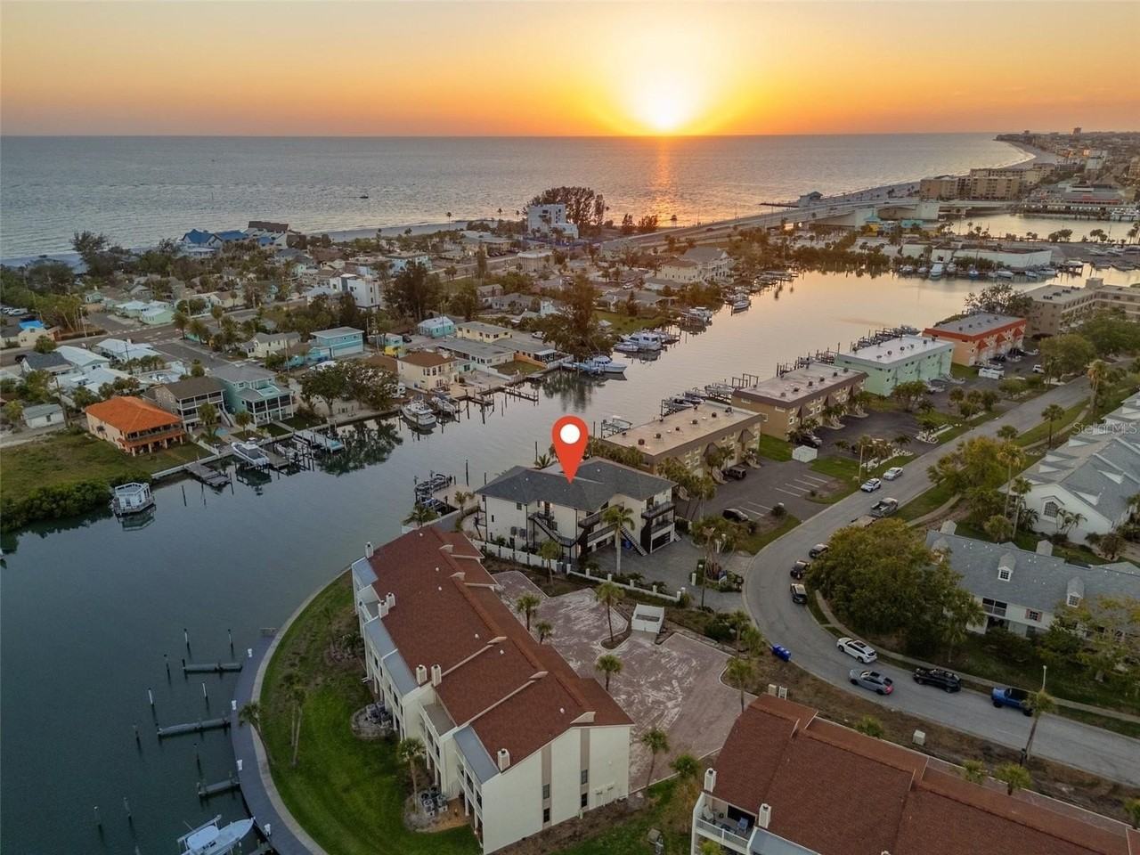 12400 Capri Cir N #B