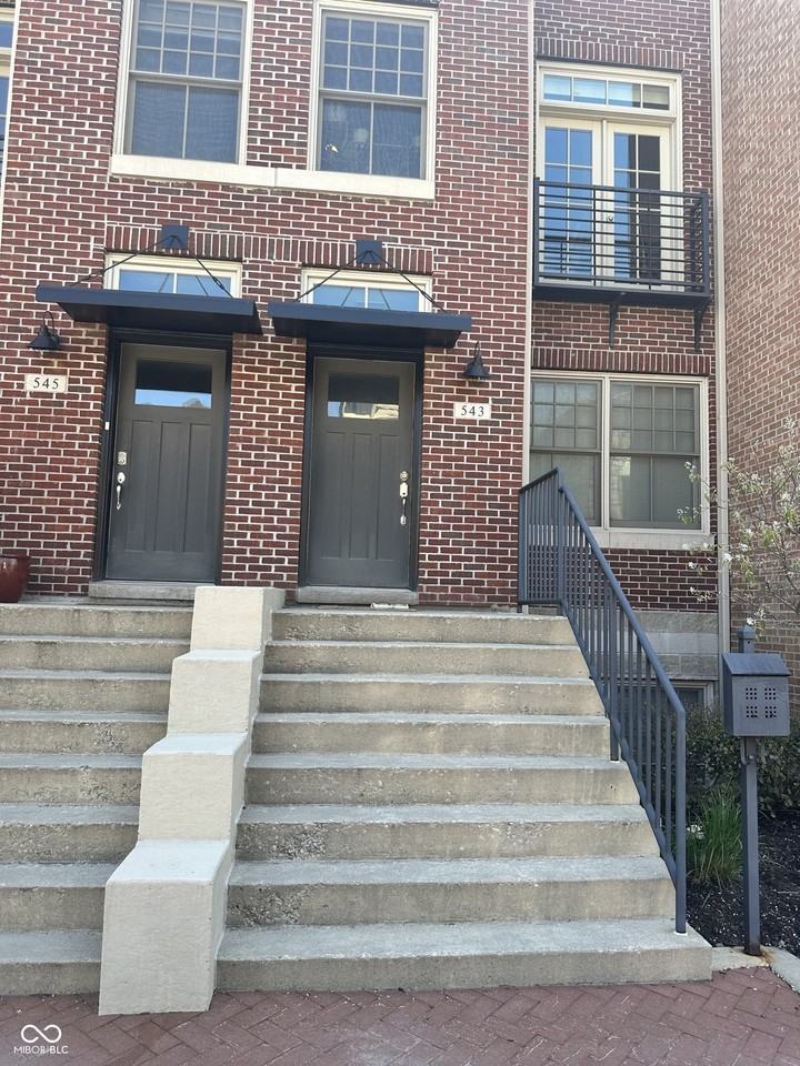 543 N Park Ave #543 - Photo 2 of 39