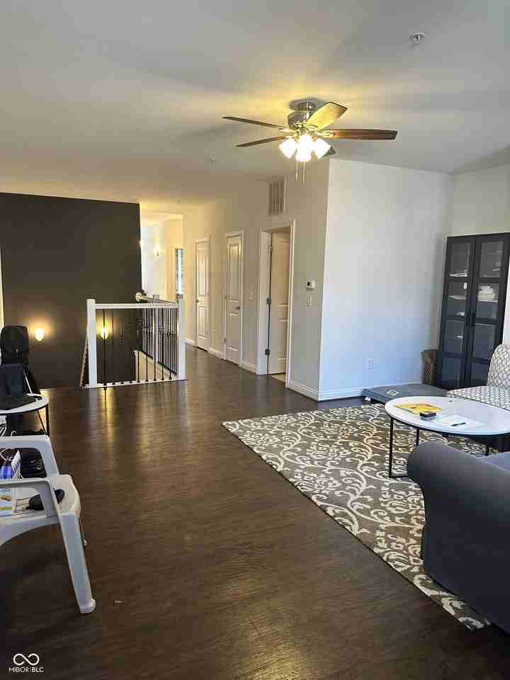 543 N Park Ave #543 - Photo 4 of 39