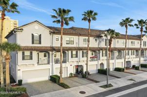 featured image of 905 2nd St N #C