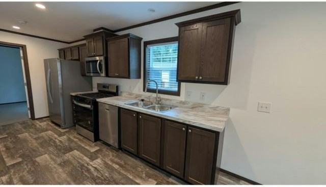 114 Lynn Ln #89 - Photo 3 of 16