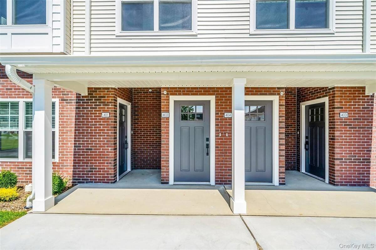 103 Dover St - Photo 6 of 46