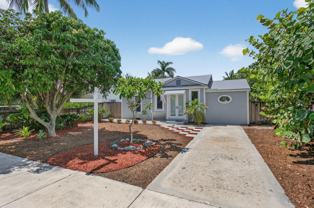 817 N Palmway - Photo 1 of 1