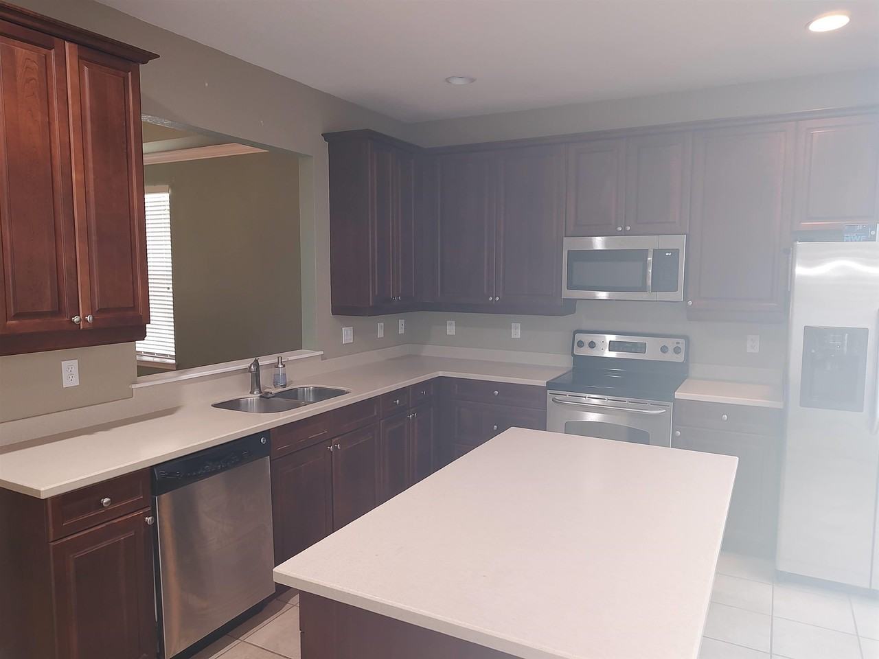 3324 Calumet Dr - Photo 7 of 28