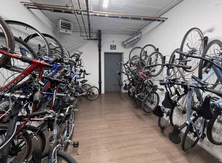 W Buena Ave & N Sheridan Rd - Photo 5 of 10