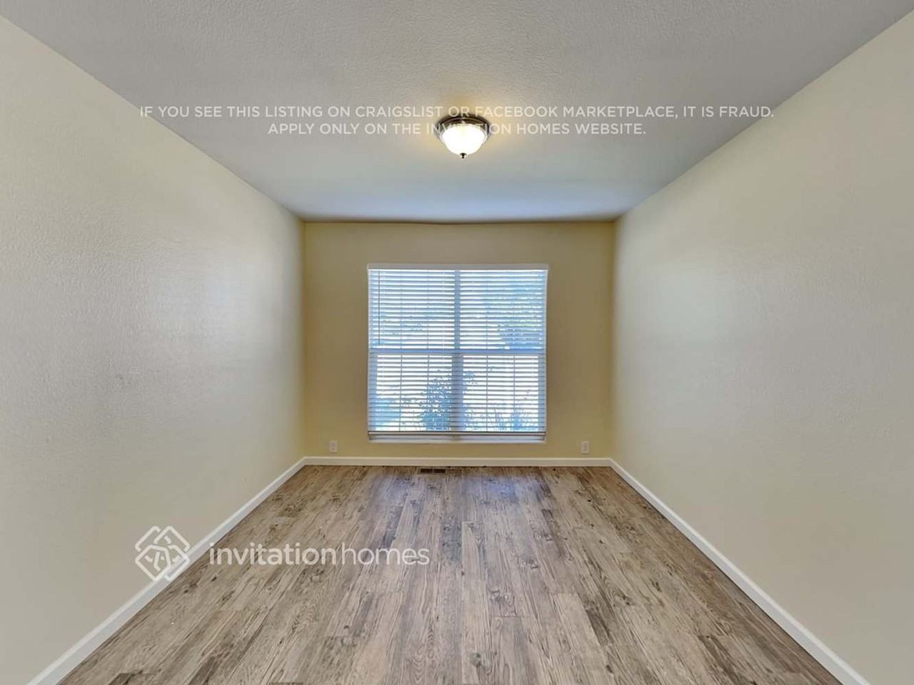 1245 Lords Hill Dr - Photo 7 of 18