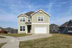 featured image of 2101 Windsor Farms Dr