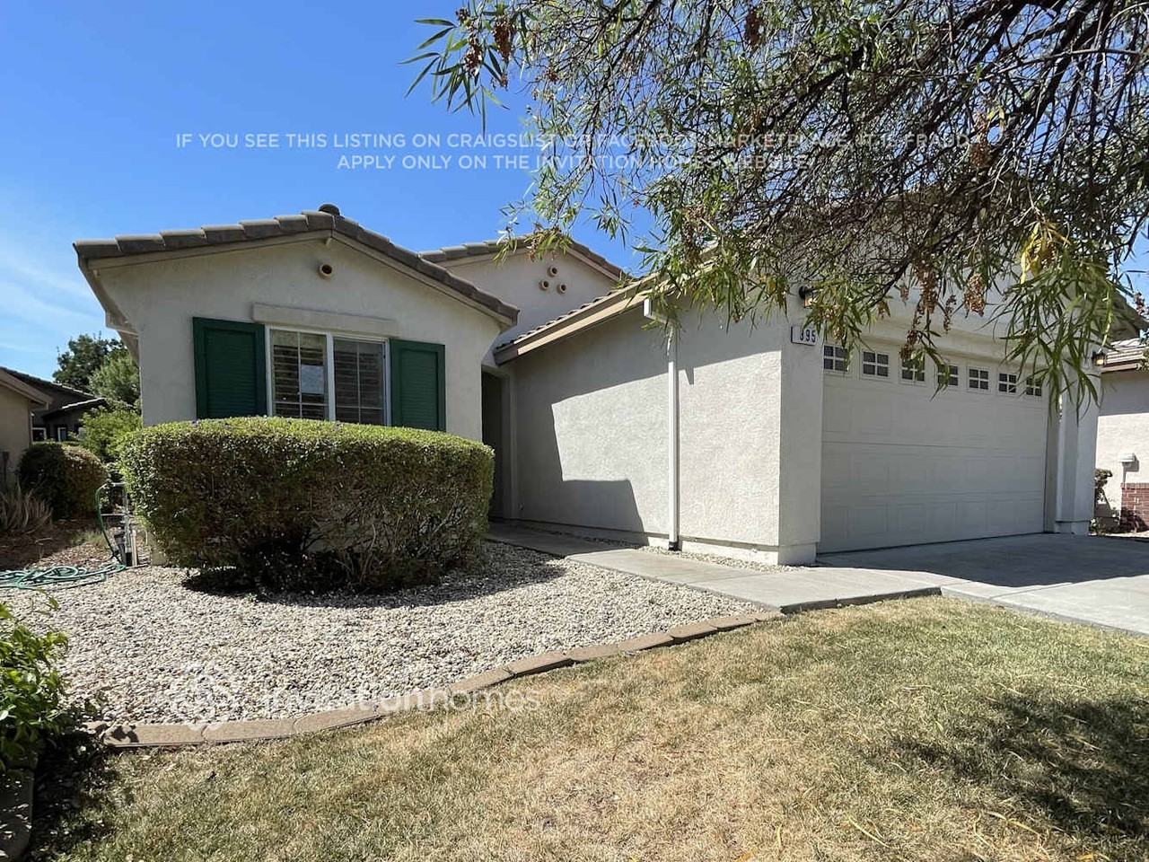 395 Atlantic Dr - Photo 3 of 20