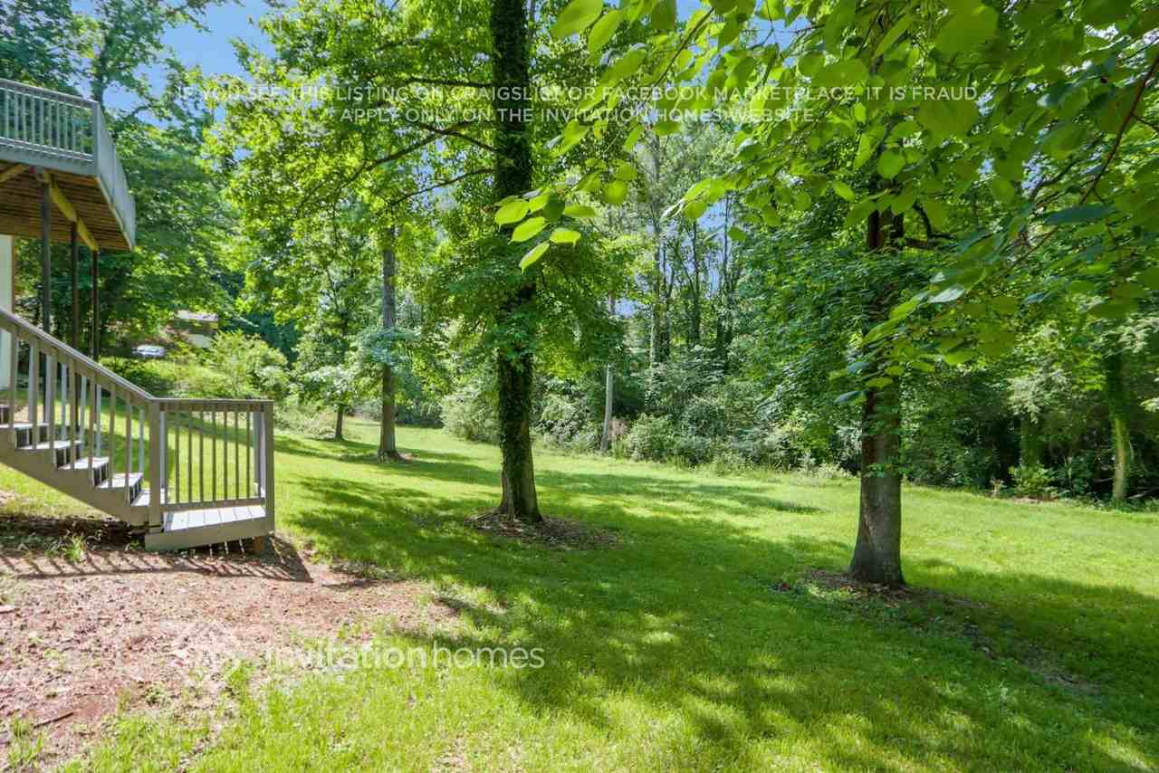 5888 Simone Dr - Photo 4 of 28