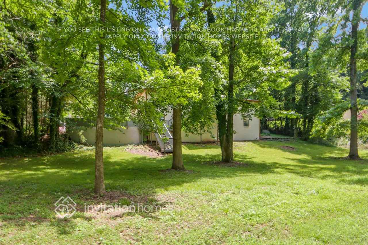 5888 Simone Dr - Photo 5 of 28