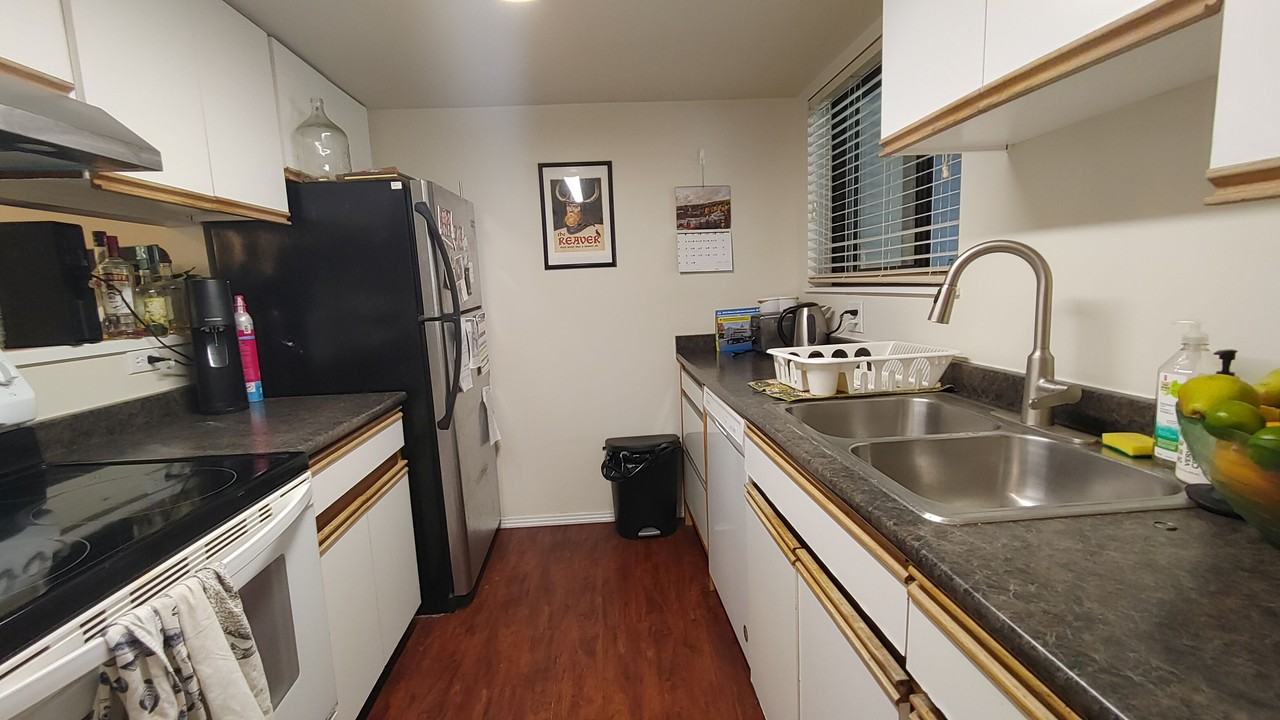 870 Blackstock Road - Photo 3 of 13