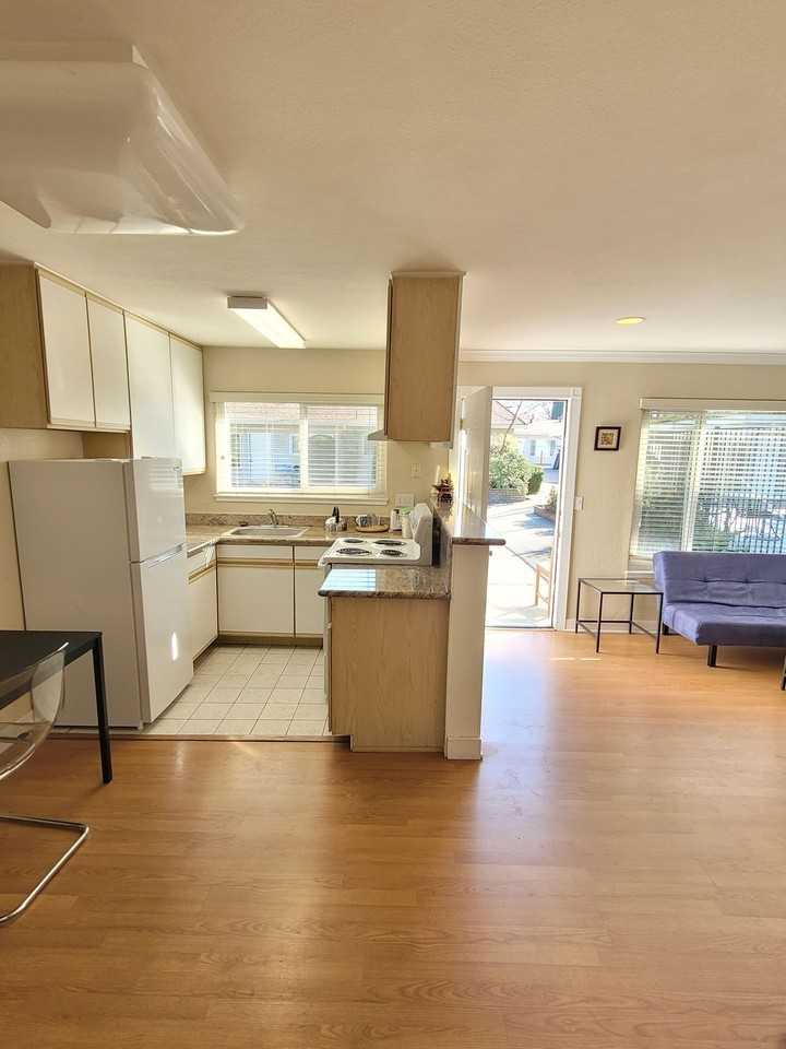 All Single Story Apartment Community - Photo 4 of 50