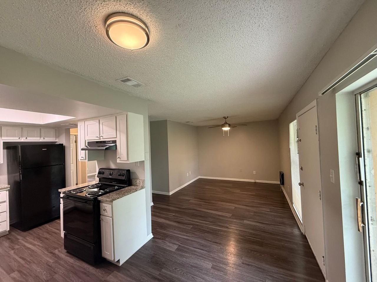 2010 E 148th Ave - Photo 2 of 11