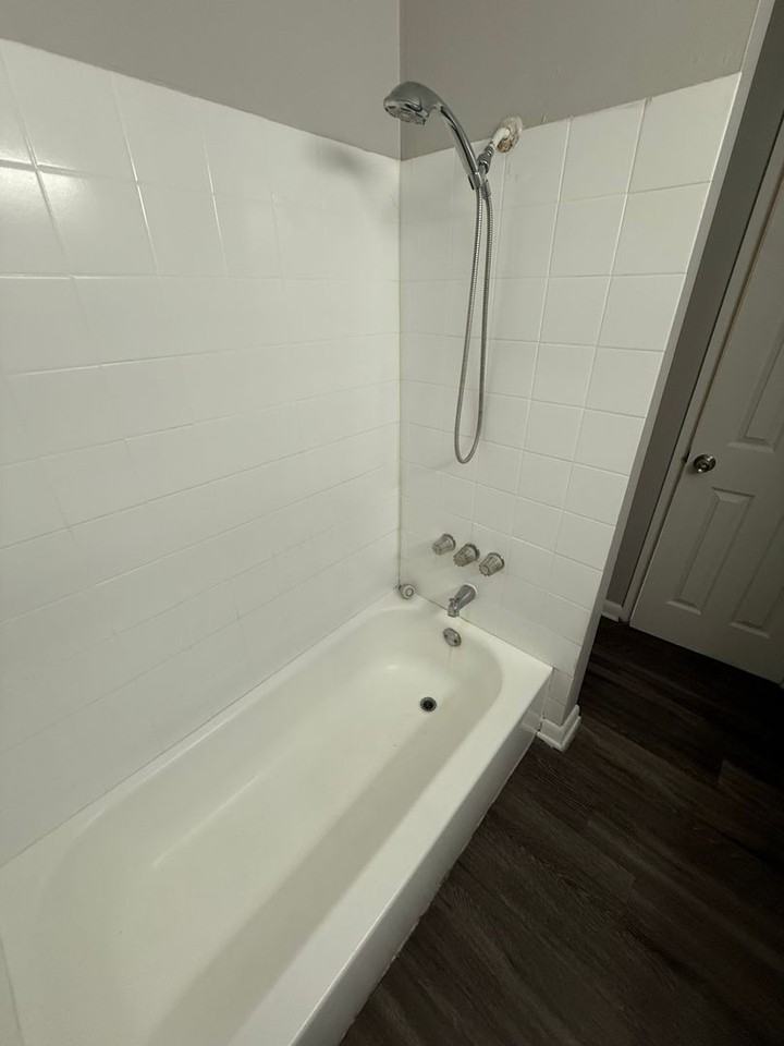 2010 E 148th Ave - Photo 7 of 11