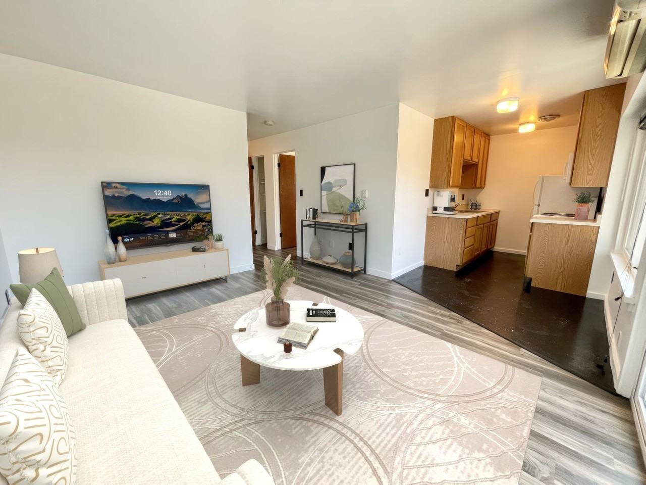 Escolier Apartments - Photo 3 of 4