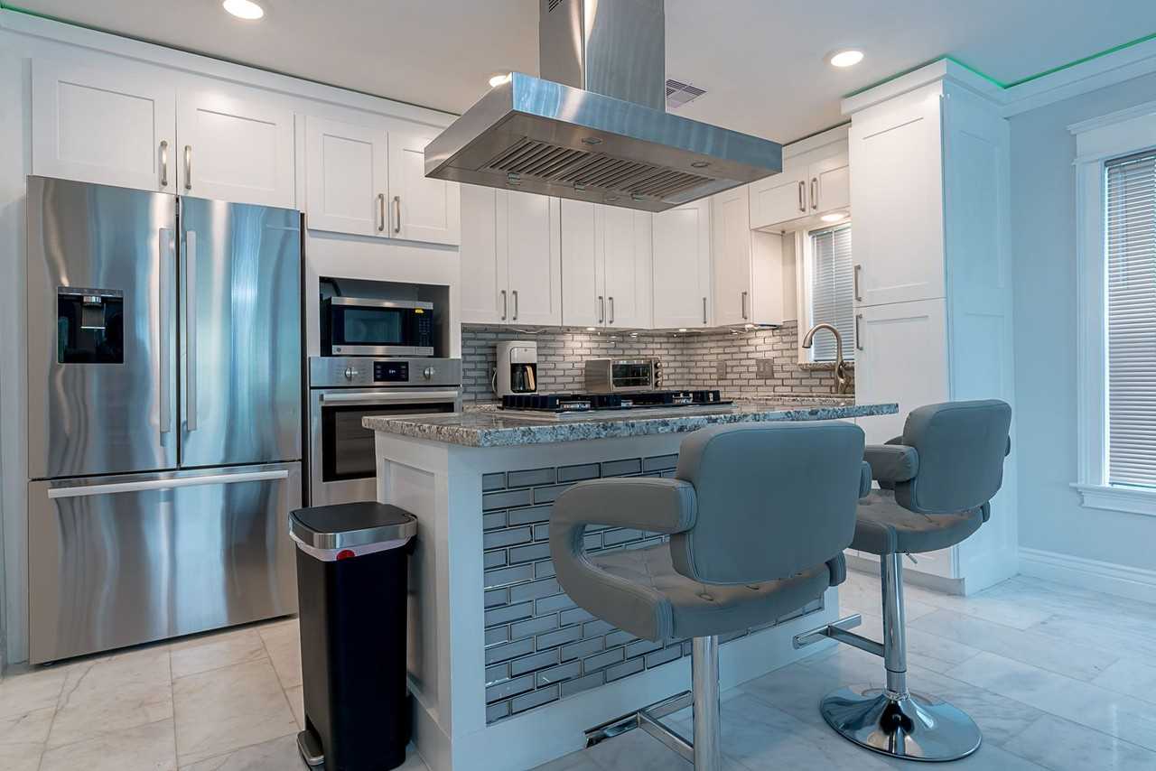 1801 Rosenberg - Photo 6 of 50