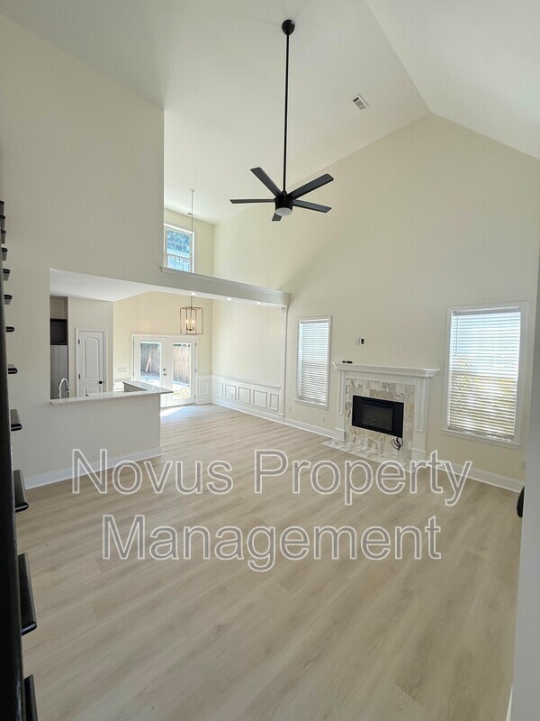 109 Garden Walk - Photo 6 of 19