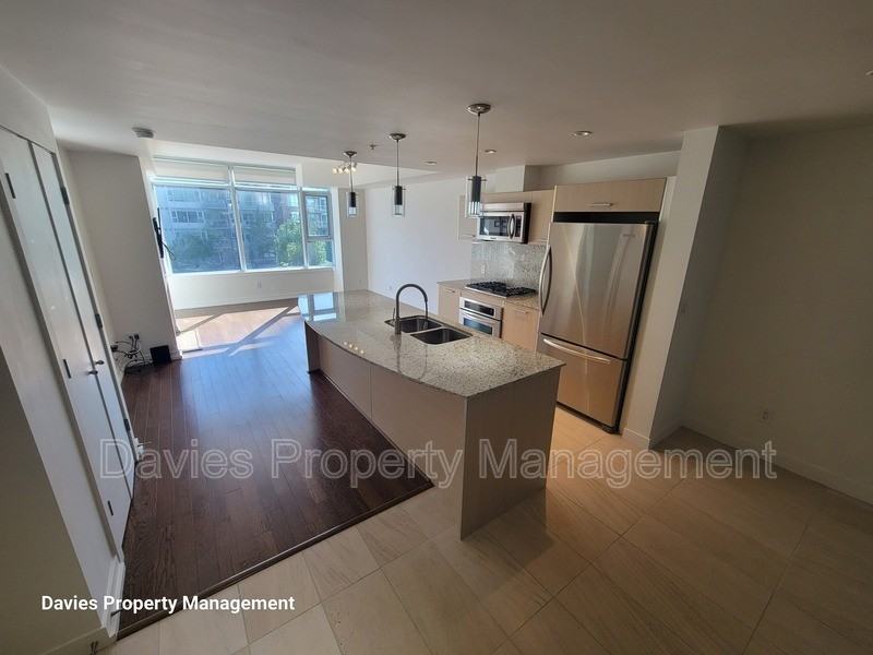 2612 109 St Nw #313 - Photo 2 of 13