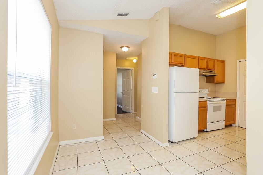 5872 Liska Dr - Photo 5 of 16