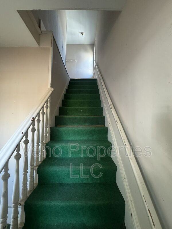 129 North 3rd Avenue #2 - Photo 2 of 23