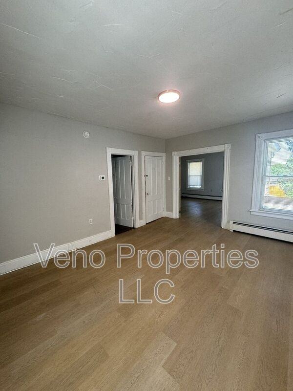 129 North 3rd Avenue #2 - Photo 7 of 23