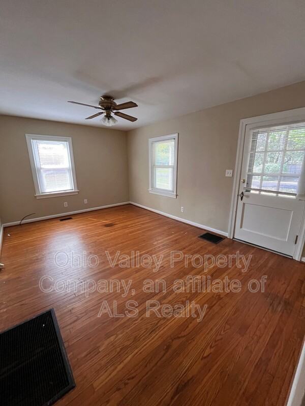 3812 Napanee Rd - Photo 2 of 9
