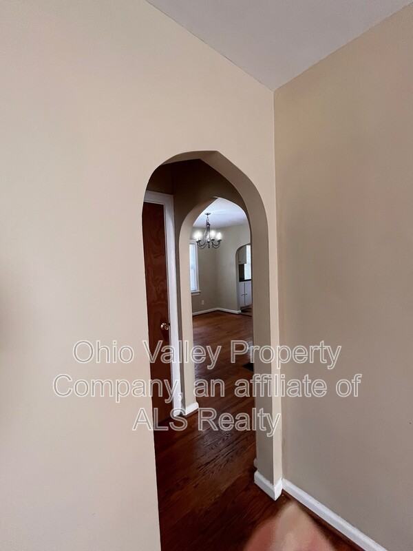 3812 Napanee Rd - Photo 3 of 9