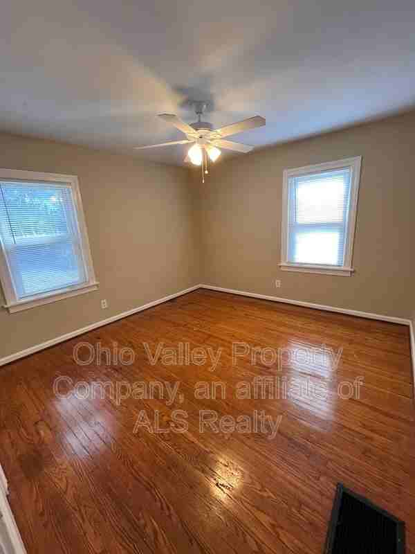 3812 Napanee Rd - Photo 4 of 12