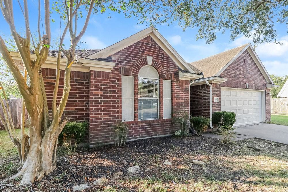 5139 Chase Park Cir - Photo 3 of 16