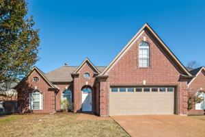 featured image of 2688 Longshadow Ln