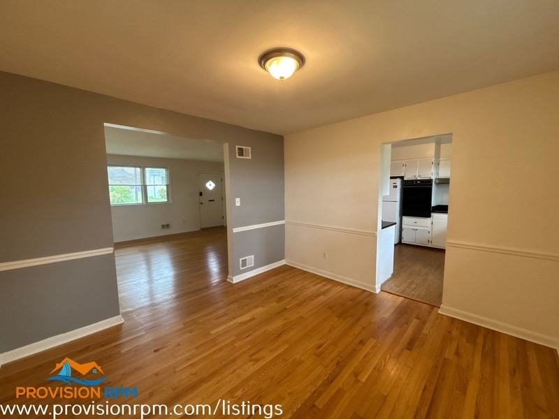 4002 22nd Avenue - Photo 6 of 35