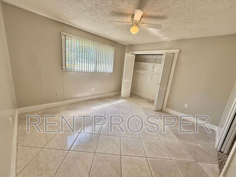 938 Lake Destiny Rd - Photo 6 of 21