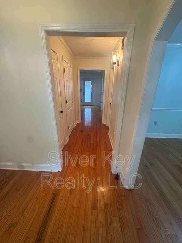 1339 English Ln - Photo 7 of 29