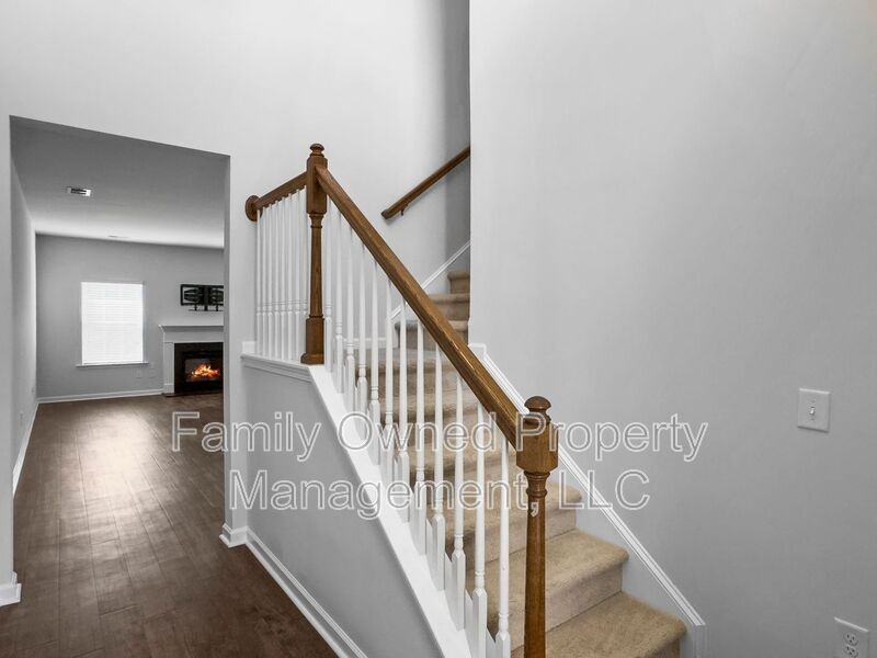 209 Firewheel Court - Photo 7 of 47