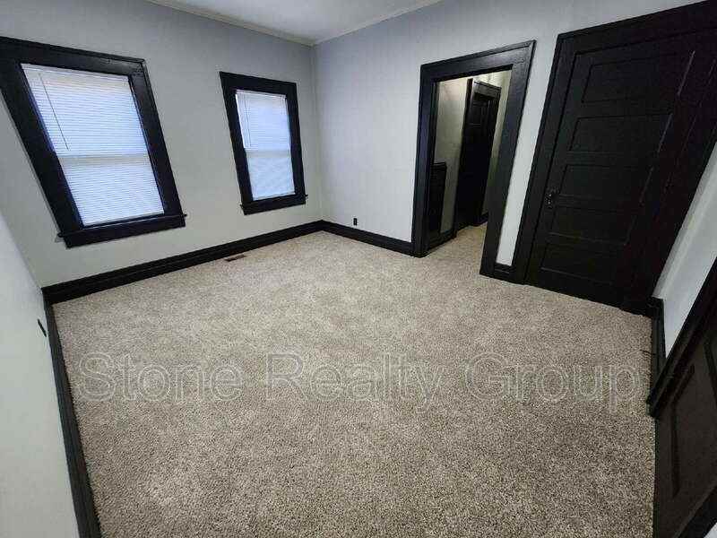 1723 Thompson Ave - Photo 7 of 13