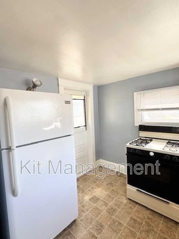 2057 Airport Hwy - Photo 3 of 10