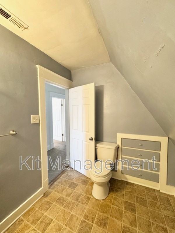 2057 Airport Hwy - Photo 7 of 10