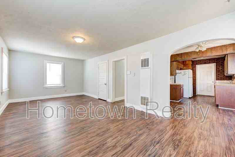 1524 Sw Binkley St - Photo 6 of 24