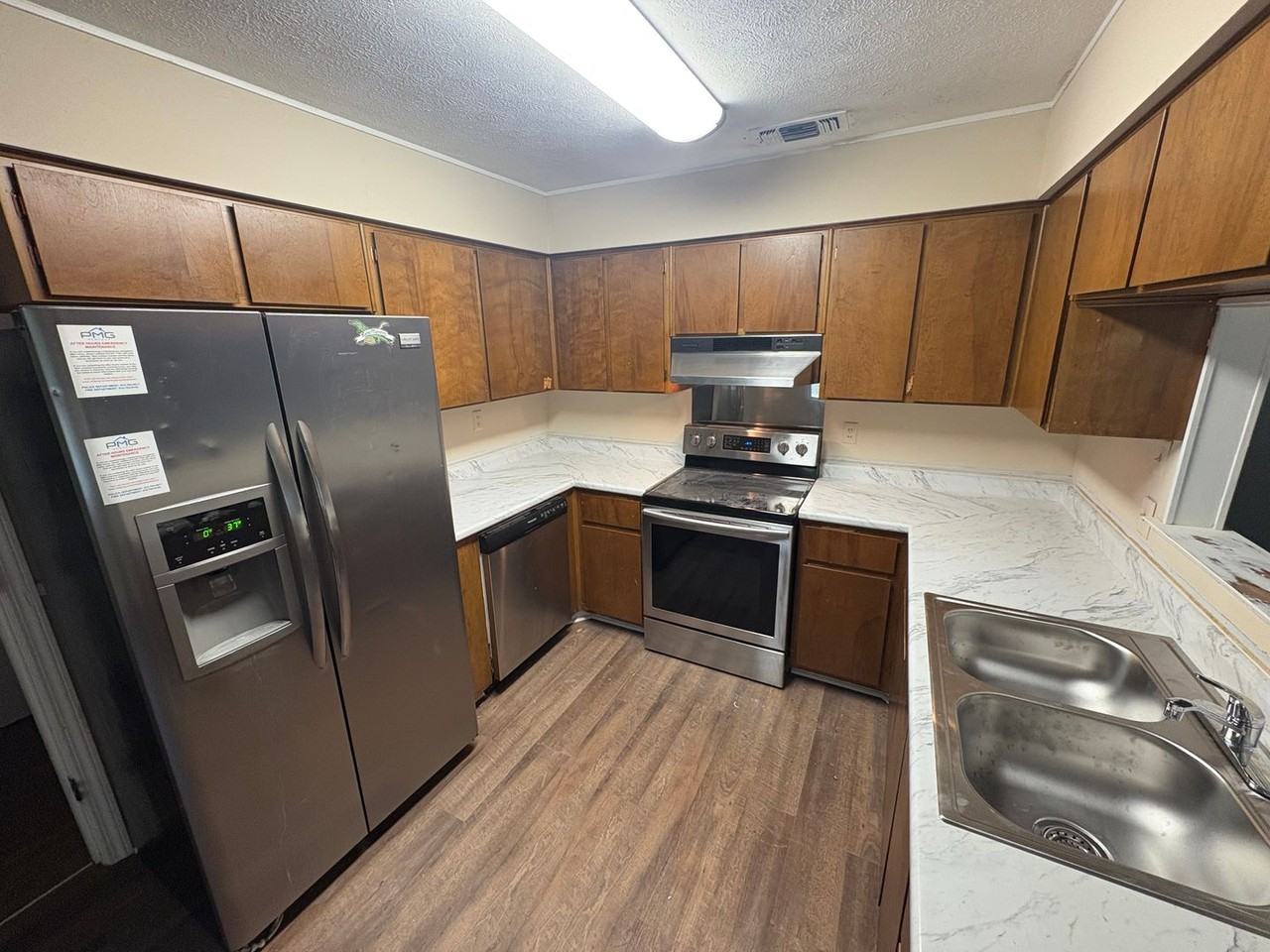 117 Terrell Dr - Photo 2 of 13