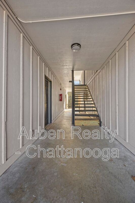 204 Eveningside Dr #28 - Photo 4 of 28