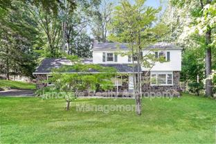1613 Kenmare Dr - Photo 1 of 1