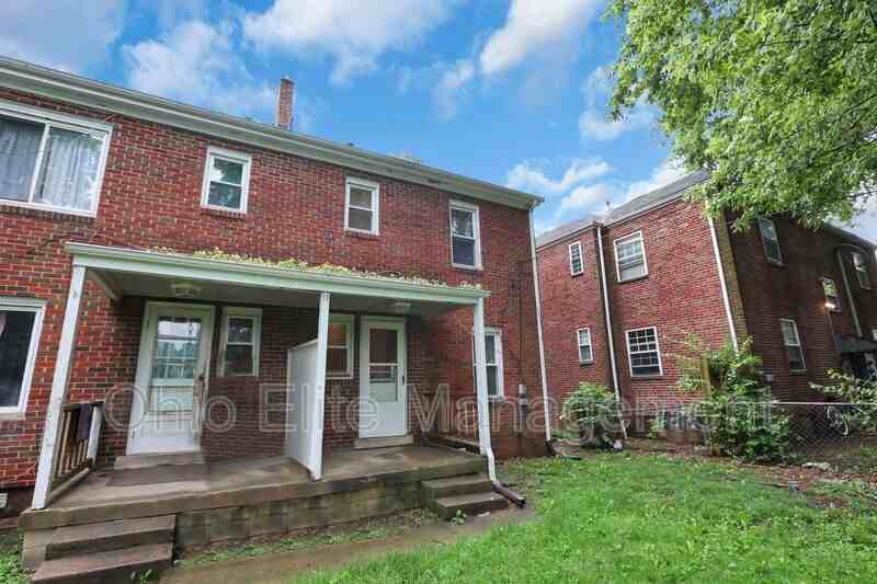 53 S Burgess Ave - Photo 3 of 43