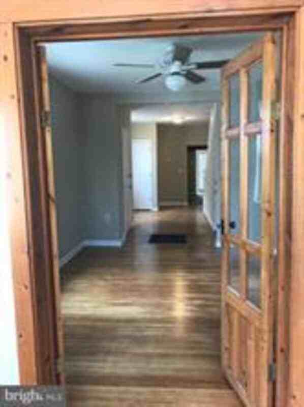 235 Riverview Ave - Photo 2 of 8