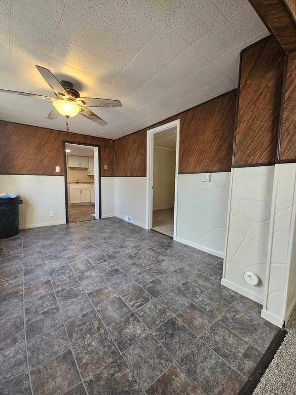 1314 S 17th St - Photo 3 of 10