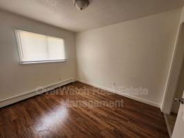 featured image of 530 Mumford St #4