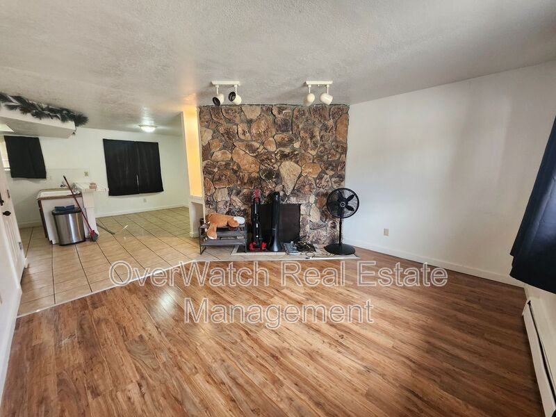 530 Mumford St #4 - Photo 2 of 10