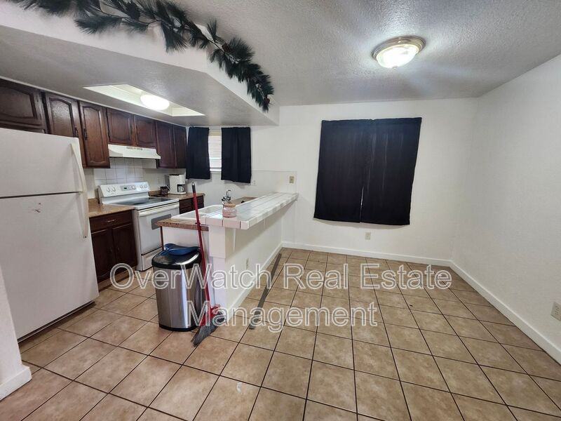 530 Mumford St #4 - Photo 4 of 10